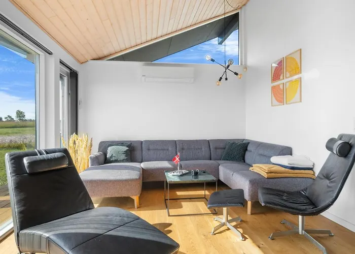 Prázdninový dům Konsta - 300m From The Sea By Interhome *